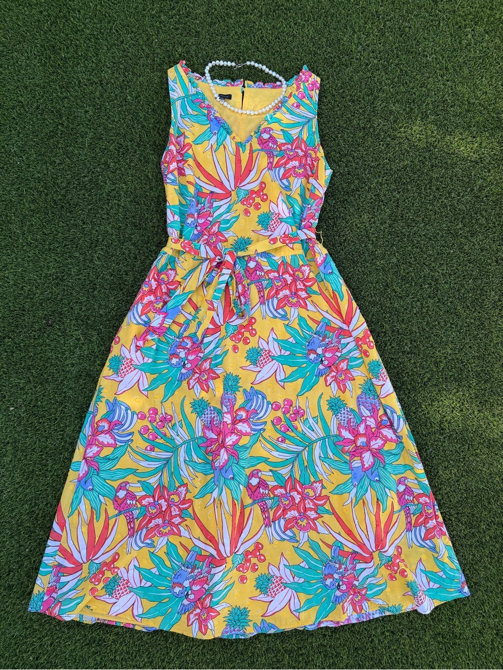 Talbots Tropical Print 100% Cotton Dress Size 6 Yellow Floral Parrot Midi Belted
